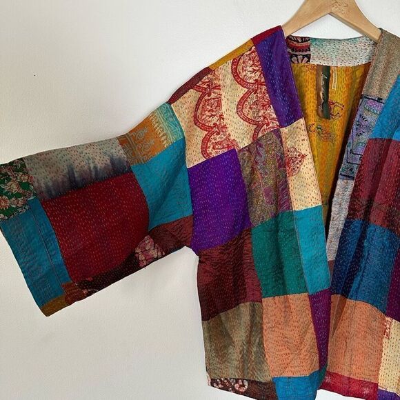 Aratta Silent Journey Women’s Silk Patchwork Oversized Kimono in Rust - Picture 8 of 12
